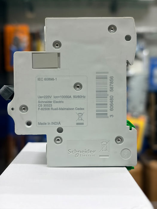 SCHNEIDER ELECTRIC EASY9 MCB