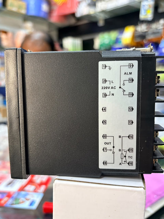 REX-C900 PID DIGITAL TEMPRATURE CONTROLLER