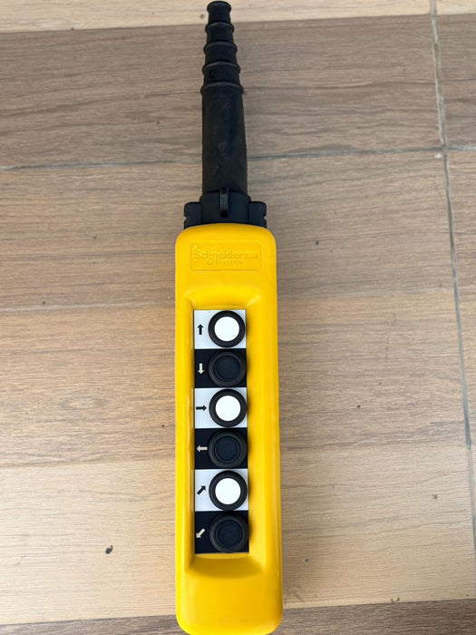 Schneider Electric Harmony XACA671 Pendant Control Station Designed For Single-Speed Crane And Hoist Operations